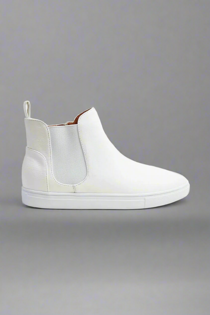 Beast Fashion Faux Suede Elastic Side Panel Sneakers